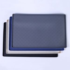 Alfombrilla para Mascotas Antiderrames, Bandeja de Alimentación para Perros y Gatos, Fácil de Limpiar, Plegable para Coche, Ajuste Universal, Venta al por Mayor Transfronteriza - Product Image 1