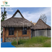Toiture en chaume synthétique populaire en plastique Palapa Tuiles en chaume Tiki Bali pour les maisons Cabane