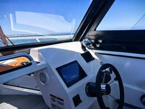 Bateaux de pêche en mer à cabine ouverte Profisher en aluminium à coque profonde en V, bateau rapide avec yacht sportif en aluminium marin de 6,85 mètres - Product Image 5