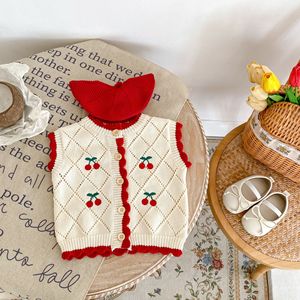 Cárdigan de punto de algodón con bordado de cerezas, estilo dulce y popular en internet, para bebé niña, primavera 2026, con ribete <span class=keywords><strong>rojo</strong></span> y manga larga, de un solo botón. - Product Image 3