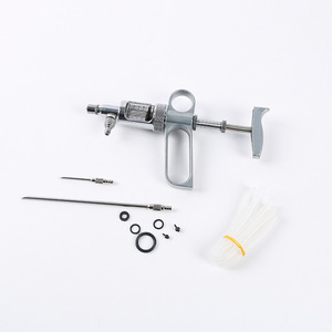 Jeringa Veterinaria Metálica Reutilizable de 10 ml con Conexión Luer Lock para Inyección de Vacunas en Animales, Ganado y Caballos - Product Image 2
