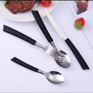 Thiết kế mới thép không gỉ <span class=keywords><strong>Flatware</strong></span> xách tay nhựa ngoài trời xử lý lớp phủ chống trượt bạc thiết lập dao kéo với hộp - Product Image 3
