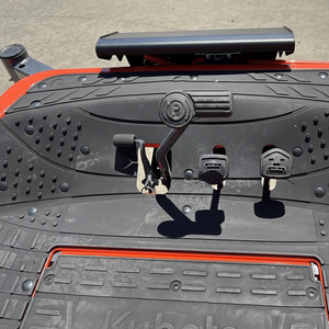 2024รุ่น Kubota ZD1211L เครื่องตัดหญ้าหมุนศูนย์-ประสิทธิภาพขั้นสูงและความแม่นยำสำหรับการดูแลสนามหญ้ามืออาชีพ - Product Image 1