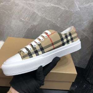 Chaussures de marche tendance personnalisées avec design à rayures à carreaux, chaussures plates de marque de luxe en toile pour hommes - Product Image 1