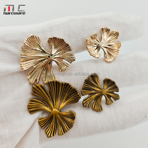 Tinh Tế Thiên Nhiên 3D Khắc Ginkgo Lá Kim Loại May Nút Sang Trọng May Tự Làm Trang Trí Quần Áo Nút - Product Image 5