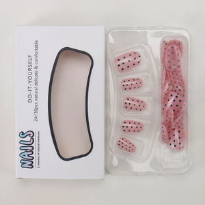 Unghie Finte Rosa a Pois, Unghie Finte Rosa Nude con Puntini Neri, Unghie Finte Dolci Retrò Scintillanti per Donne - Product Image 3