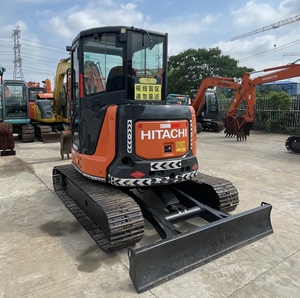 Excavadora Usada Hitachi ZX65 Original Japonesa de 6.5 Toneladas - Product Image 2