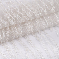 Nouvelle conception 2026, tissu en dentelle à sequins et perles en maille 100 % polyester 310 g/m², respirant et luxueux, blanc, pour mariage