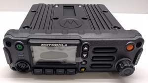 Motorola Talkie Walkie APX1500 Radio Stock Singleband P25 Prix de gros avec Radio VHF UHF longue portée Radio montée sur véhicule - Product Image 3