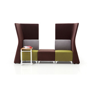 Muebles Elegantes de Estilo Nórdico, Combinación de Sofás de Oficina, Madera Maciza y Tela, Área de Recepción y Reuniones, Diseño Moderno con Bloques de Color - Product Image 2