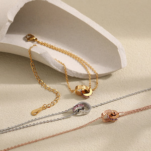 Bracelet en acier inoxydable plaqué or 18 carats de haute qualité avec chiffres romains et diamants, bijoux de mode pour femmes - Product Image 4