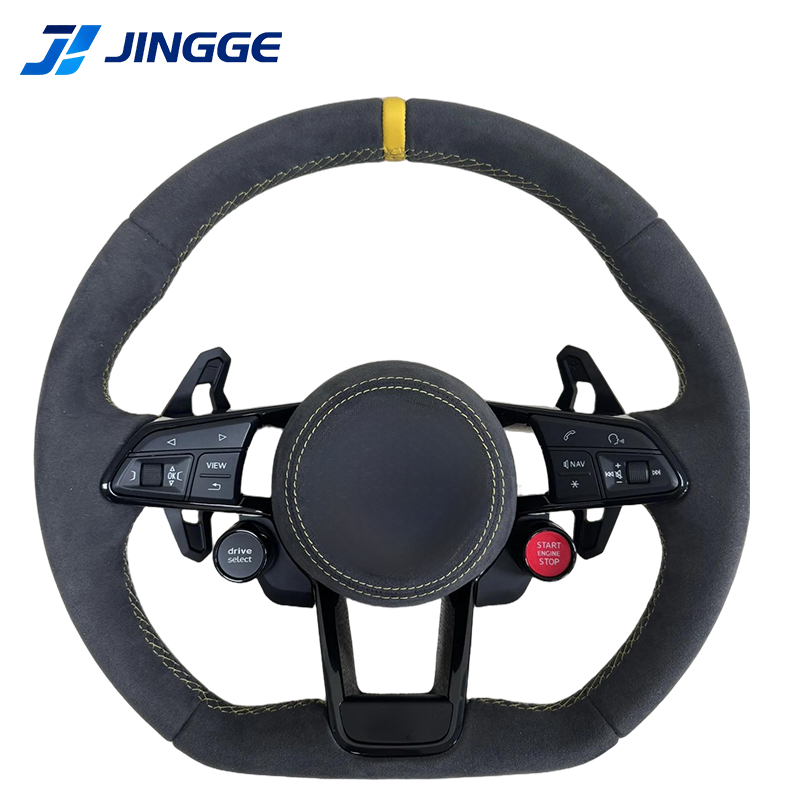 Style 4 Alcantara noir à étiquette jaune