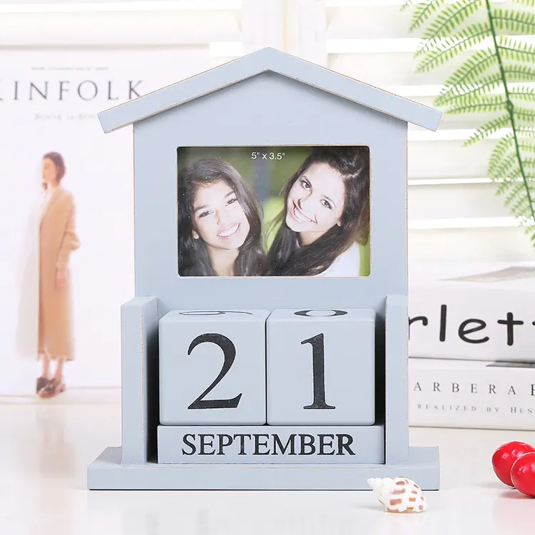 Calendario de Adviento personalizado con forma de casa, marco de fotos