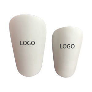 Venta al por mayor en blanco sublimación <span class=keywords><strong>espinilleras</strong></span> fútbol deportes esquí <span class=keywords><strong>portero</strong></span> fútbol <span class=keywords><strong>espinilleras</strong></span> mini <span class=keywords><strong>espinilleras</strong></span> - Product Image 2