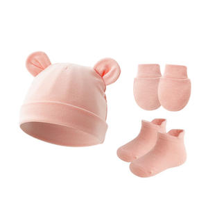 Chapeau <span class=keywords><strong>Mickey</strong></span> double couche <span class=keywords><strong>de</strong></span> style européen américain pour tout-petit, chaussettes antidérapantes, ensemble <span class=keywords><strong>de</strong></span> <span class=keywords><strong>gants</strong></span> anti-rayures pour enfants <span class=keywords><strong>de</strong></span> 0 à 1 an - Product Image 4