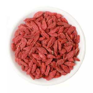 Baies de <span class=keywords><strong>Goji</strong></span> séchées biologiques de qualité supérieure Fruits secs naturels pour l'assaisonnement et les épices avec des avantages pour la santé Approvisionnement en gros en vrac - Product Image 1
