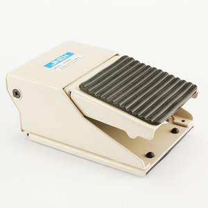 สวิตช์เท้าเหยียบ JINEN รุ่น FV320 FV420 พร้อมยางรอง วาล์วสามทาง สำหรับเครื่องอัดอากาศ - Product Image 1
