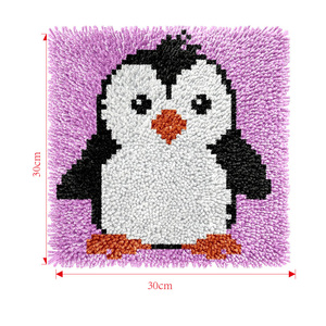 Kits de ganchos de pestillo personalizados, almohada de pingüino bonito, aguja de ganchillo, hilo liso, <span class=keywords><strong>punto</strong></span> de <span class=keywords><strong>cruz</strong></span>, gancho de pestillo, Kits de alfombras <span class=keywords><strong>para</strong></span> decoración de interiores de adultos - Product Image 3