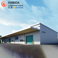 Entrepôt frigorifique préfabriqué, certifié CWB, structure portique boulonnée Q355B avec panneaux isolants en PU pour la chaîne du froid