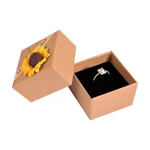盖子和底座向日葵定制标志小他和她的结婚戒指男士指环盒设计黄色首饰盒