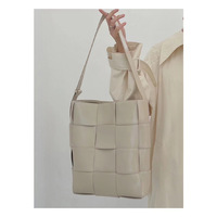 Sac fourre-tout bandoulière en cuir véritable pour femme, style urbain et simple, avec fermoir magnétique, capacité moyenne, en coton tressé