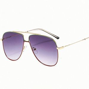 Gafas de Sol de Moda 2020 con Logotipo Personalizado, Montura Metálica, Lentes Degradadas, Protección UV400, Gafas de Sol Extra Grandes para Mujer - Product Image 4