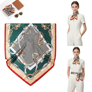 Écharpe en satin de 90 cm à imprimé chaîne à maillons <span class=keywords><strong>vert</strong></span> <span class=keywords><strong>émeraude</strong></span> et pied-de-poule pour femmes, accessoire pour cheveux et sac de créateur - Product Image 1