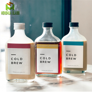 Bouteille en <span class=keywords><strong>verre</strong></span> vide de 200 ml pour café infusé à froid, vente chaude, bouteilles plates de 20 cl (7 oz) pour whisky et jus avec bouchon à vis en aluminium - Product Image 1