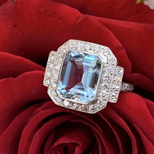 Anello di Lusso con Gemma Quadrata Blu Acqua per Donne, Elegante Gioiello da Dito per Anniversario - Product Image 2