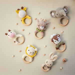 <span class=keywords><strong>Sonaglio</strong></span> per Neonati Fatto a Mano all'Uncinetto, Anello da Dentizione in Legno, Giocattolo <span class=keywords><strong>Sonaglio</strong></span> <span class=keywords><strong>Amigurumi</strong></span> a Forma di Animale, Regalo per Neonati, Giocattoli Sensoriali Montessori - Product Image 6