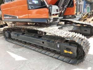Excavadora importada de segunda mano de bajo consumo, excavadoras Doosan sobre orugas usadas en Corea a la venta - Product Image 6