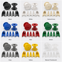 Pièces en plastique usinées CNC sur mesure, composants de support de bobine tournés et fraisés avec précision pour machines textiles industrielles
