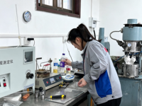 Polyisobutylène (PIB) de faible poids moléculaire pour verre isolant – Scellant butyle thermofusible – Matériau de scellement primaire