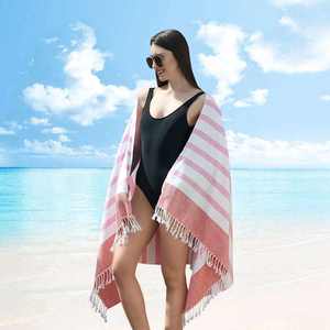 Serviette de plage d'été personnalisée de haute qualité en gros, deux couleurs, en tissu éponge rayé avec franges et pompons, sans sable, en coton - Product Image 3