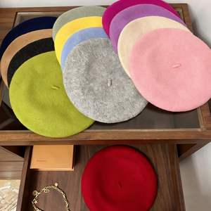 Automne hiver couleur unie décontracté laine large bord Vintage adulte chaud style peintre laine tricot chapeau cachemire béret pour femmes - Product Image 3