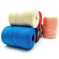 Vente en gros de fils de soie glacée 1.5mm 2mm 3mm 100g/boule de fil de soie d'été brillant pour le tricot à la main au Crochet