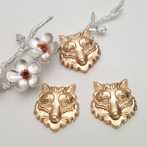 Botón de cabeza de lobo de alta calidad accesorios de ropa de botón cosidos a mano de metal personalizados - Product Image 5