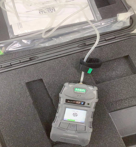 Détecteur de gaz numérique MSA Pump Probe pour <span class=keywords><strong>Altair</strong></span> <span class=keywords><strong>4X</strong></span>/4XR avec alarme lumineuse et charge Modèle 10152669 - Product Image 5