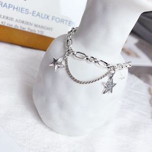 สร้อยข้อมือเงินแท้ S925 ประดับจี้รูปดาวและเพชรเทียม เหมาะสำหรับทุกเพศทุกวัย สวมใส่ได้ทุกวัน - Product Image 3