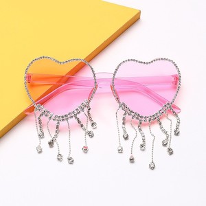 <span class=keywords><strong>Lunettes</strong></span> de soleil brillantes <span class=keywords><strong>avec</strong></span> franges en diamant de couleur bonbon pour femmes et filles, <span class=keywords><strong>lunettes</strong></span> de fête <span class=keywords><strong>avec</strong></span> strass - Product Image 4