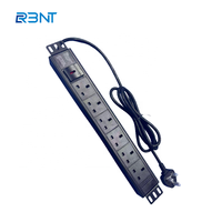 Bloc de distribution d'alimentation (PDU) 6 prises standard britanniques 13A 250V avec interrupteur double pôle marche/arrêt