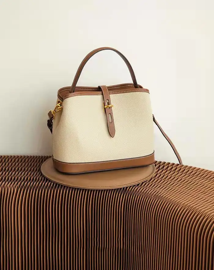 Yüksek kaliteli gerçek deri bayan el çantası lüks tasarımcı kadınlar omuz çantaları markalar tasarımcı çantaları