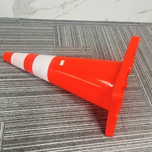PVC đường nón an toàn phản chiếu tam giác cảnh báo giao thông đường nón sử dụng bền cho đường - Product Image 3