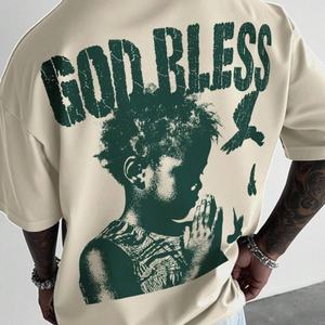 Camiseta Oversize de Hombros Caídos con Gráfico de Niño Rezando y Paloma, Estilo Vintage Lavado y Desgastado, Streetwear - Product Image 1