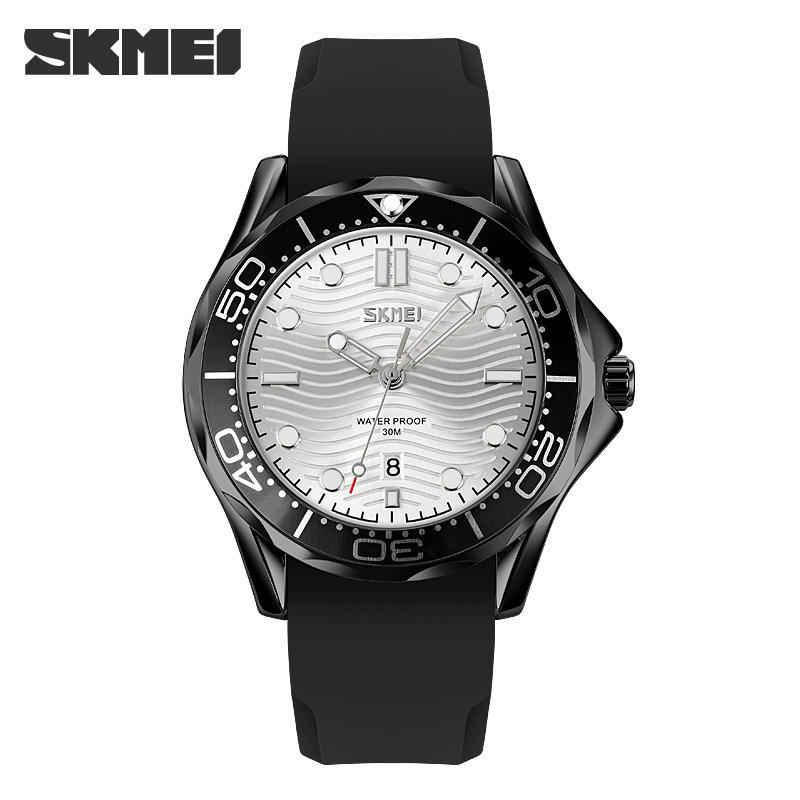 เปลือกสีดำ หน้าปัดสีเงิน - สายซิลิโคน