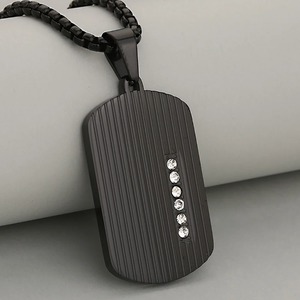 Collier Plaque d'identité à rayures verticales sertie de zircone cubique, en acier, or, argent, noir, avec chaîne maille gourmette, inaltérable, bijoux hip-hop pour homme - Product Image 4