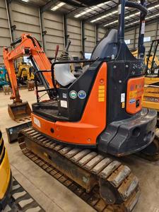 Mini Retroexcavadora Usada Hitachi ZX35U con Cabina Abierta y Brazo Giratorio, Excavadora de Orugas Hitachi ZX35U de Segunda Mano a Precio de Fábrica - Product Image 4
