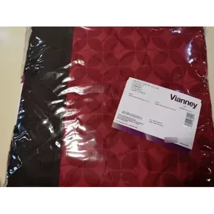 Dammar Wine/Coffee Loveseat protettore Vianney repellente - Product Image 3