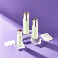 Ensemble de flacons en verre vert menthe, flacon vide mat givré, bouchon gravé argenté, logo personnalisé, plusieurs tailles pour lotion, sérum, crème