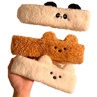 Serre-tête en peluche moelleux avec oreilles de panda mignonnes, bande Velcro réglable, idéal pour le lavage du visage, l'application de masques faciaux et le maquillage.